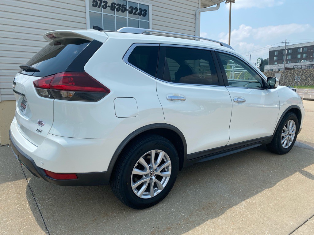 2020 Nissan Rogue Image 3