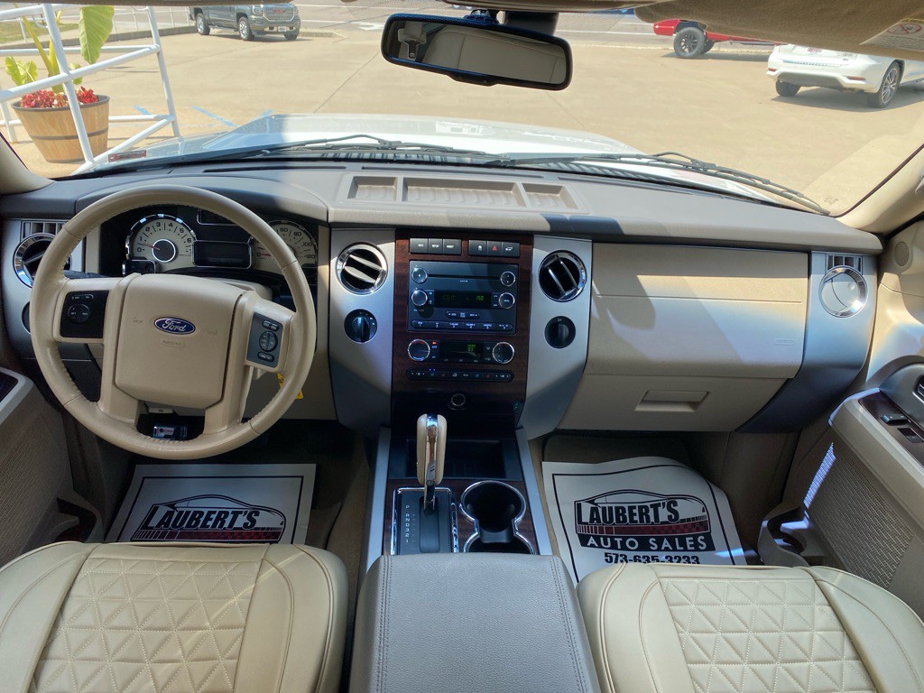 2011 Ford Expedition Image 13