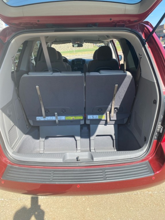 2012 Kia Sedona Image 9