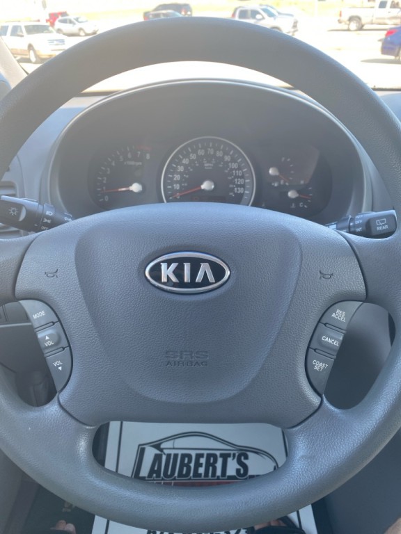 2012 Kia Sedona Image 19