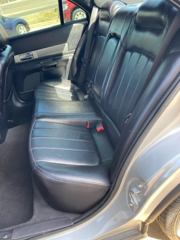 2004 Lincoln LS Image 11