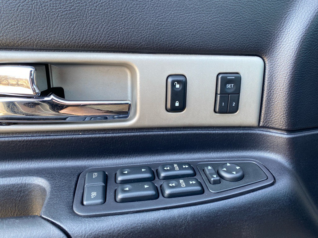 2004 Lincoln LS Image 15