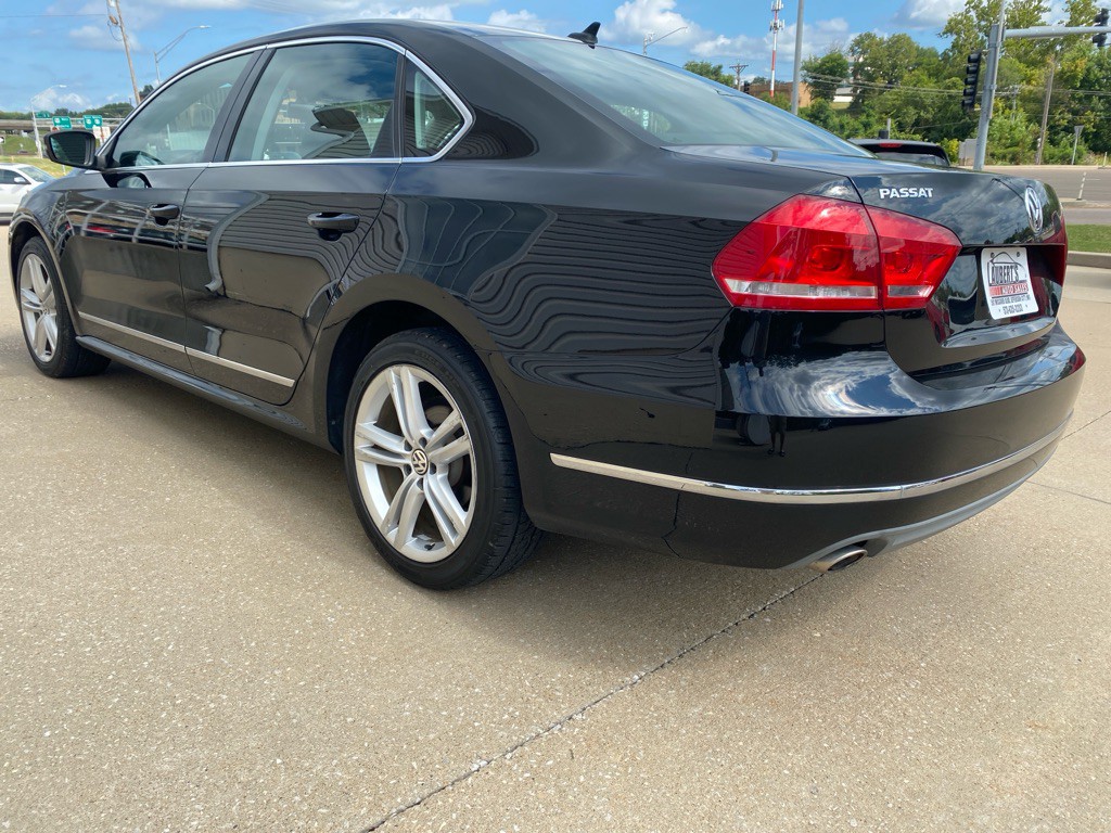 2013 Volkswagen Passat Image 4