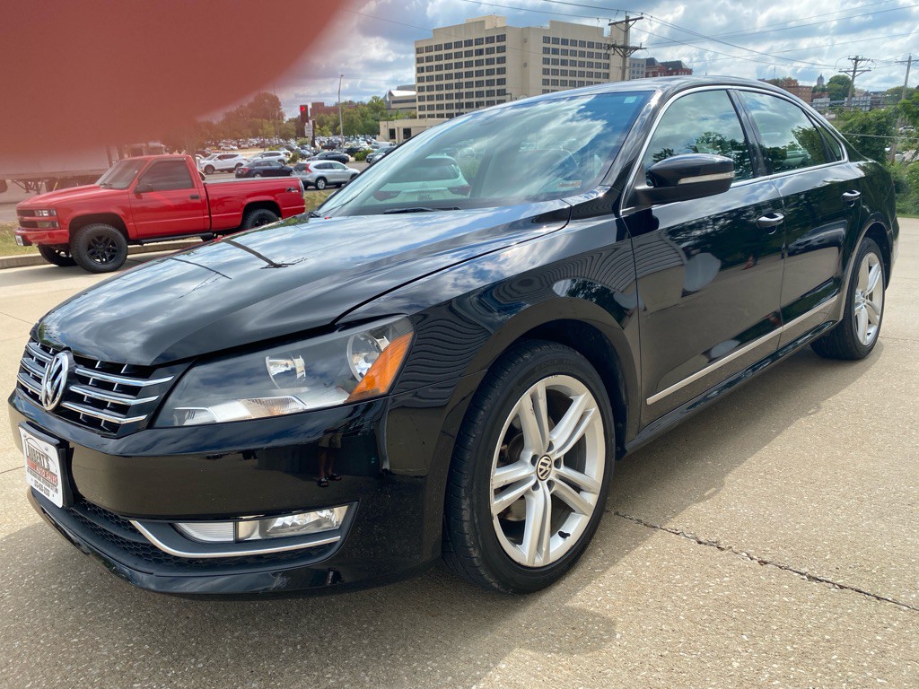 2013 Volkswagen Passat Image 5