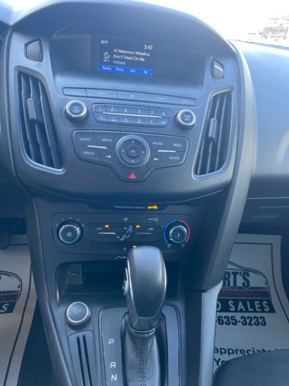 2018 Ford Focus Image 15