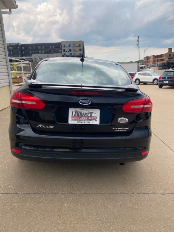 2016 Ford Focus Image 7