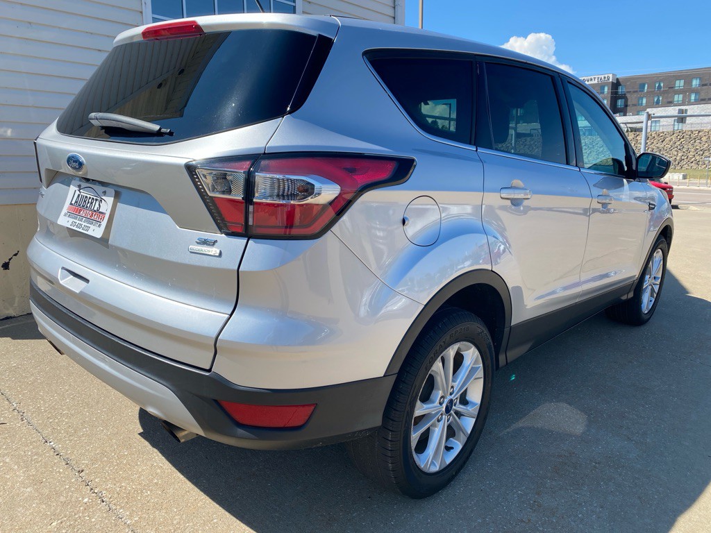 2017 Ford Escape Image 3