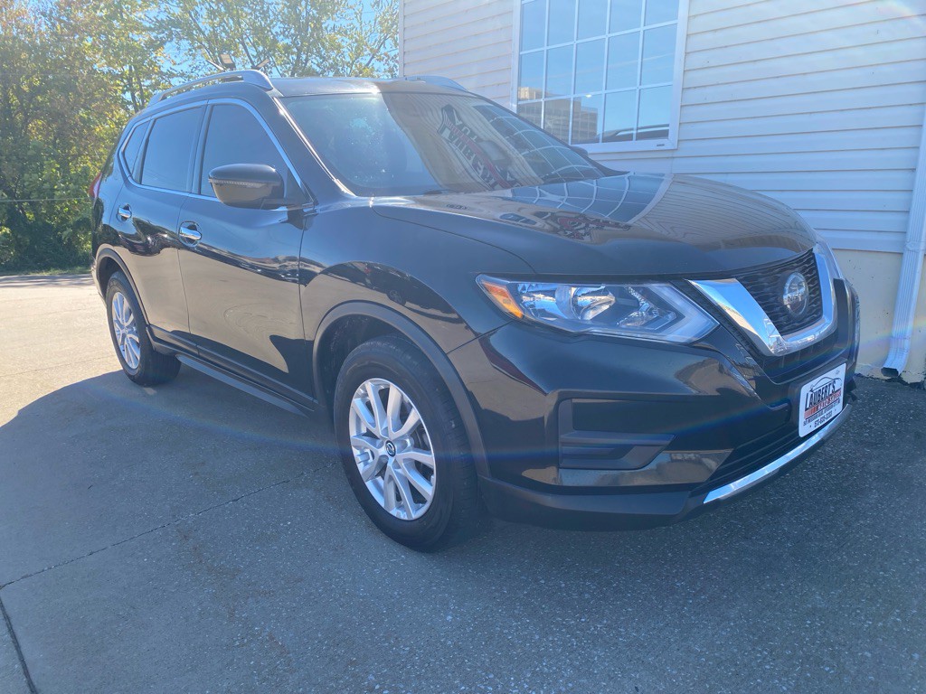 2019 Nissan Rogue Image 2