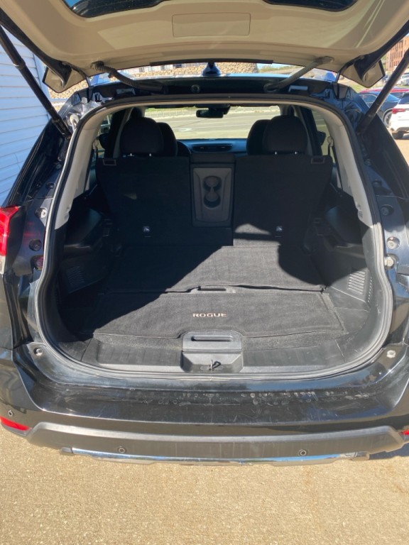 2019 Nissan Rogue Image 8