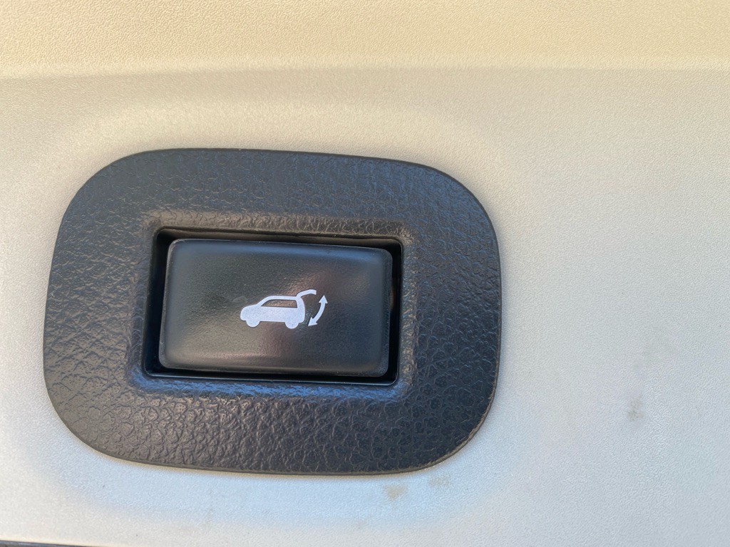 2019 Nissan Rogue Image 9