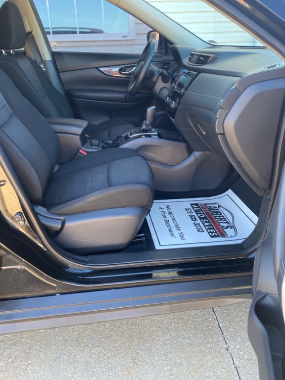 2019 Nissan Rogue Image 12