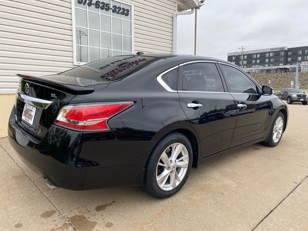 2015 Nissan Altima Image 3