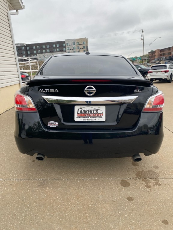 2015 Nissan Altima Image 7