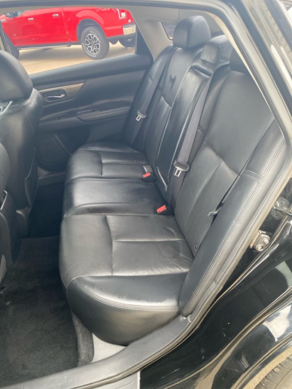 2015 Nissan Altima Image 12