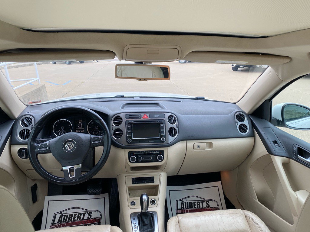 2011 Volkswagen Tiguan Image 12