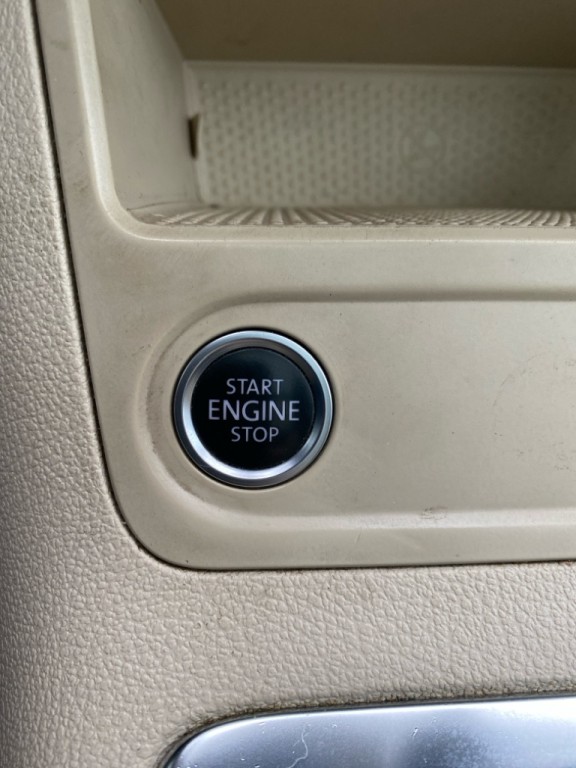 2011 Volkswagen Tiguan Image 20