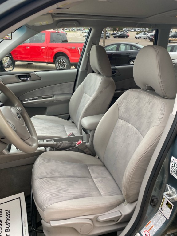2009 Subaru Forester Image 15