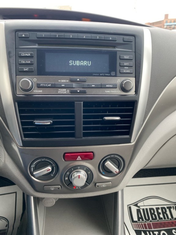 2009 Subaru Forester Image 18