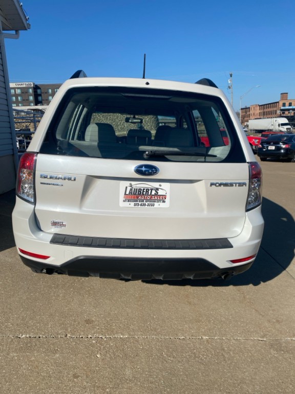 2010 Subaru Forester Image 7