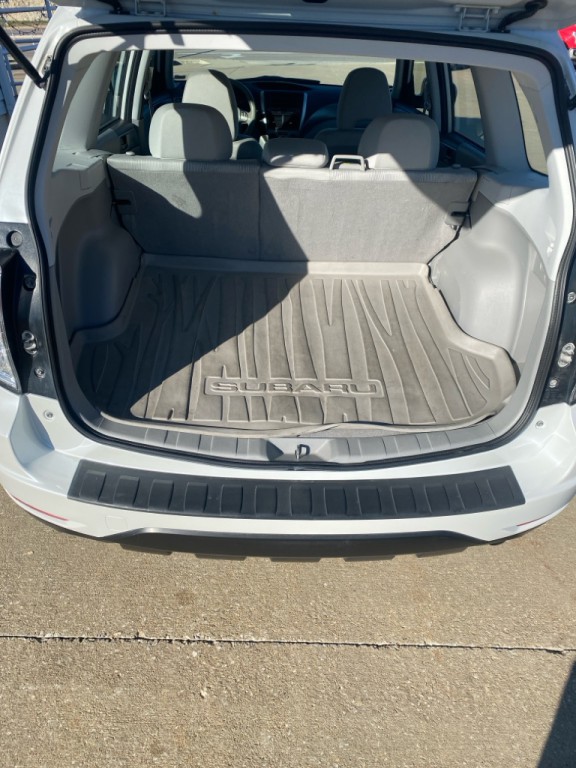 2010 Subaru Forester Image 8