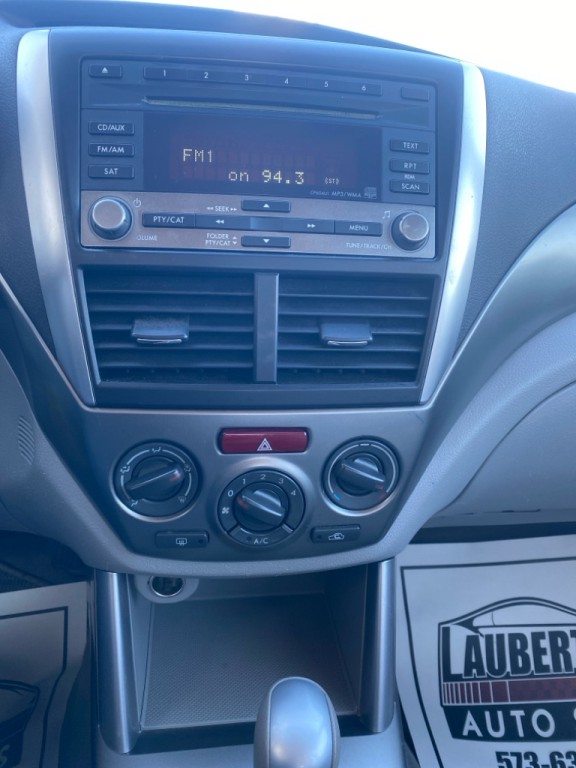 2010 Subaru Forester Image 17