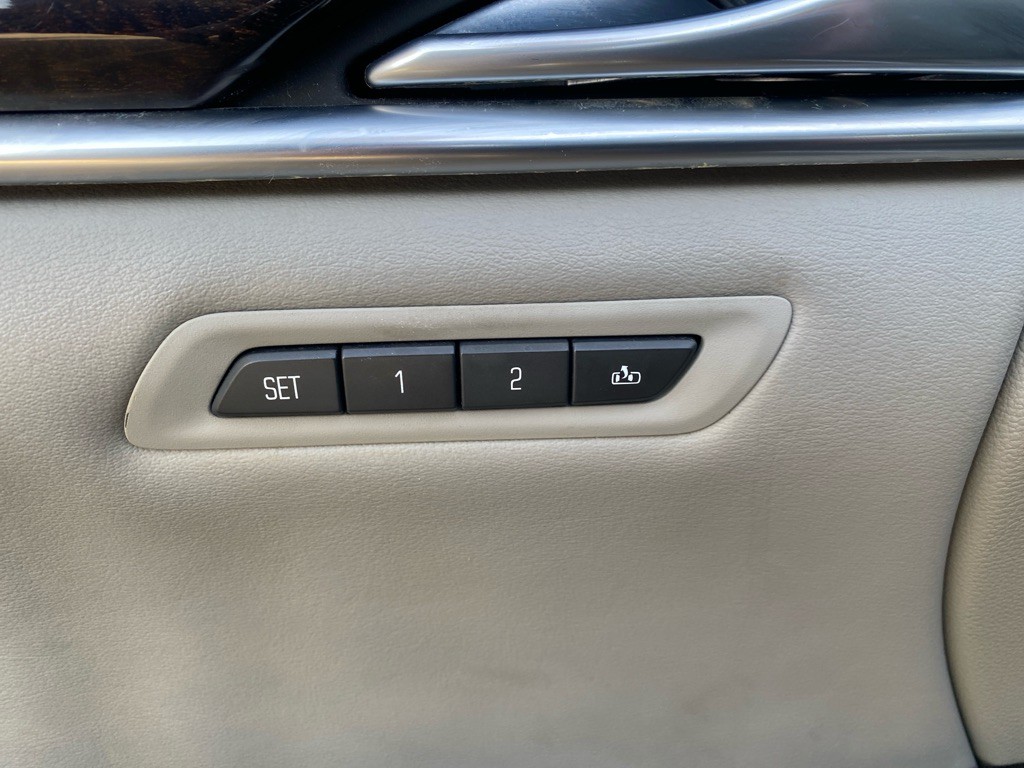 2014 Cadillac XTS Image 15