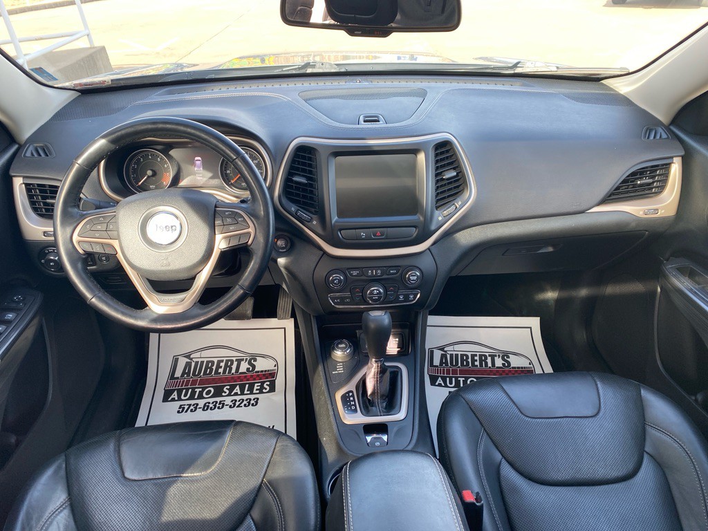 2015 Jeep Cherokee Image 12