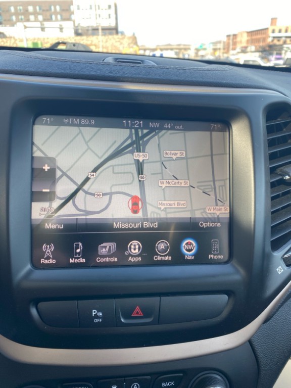 2015 Jeep Cherokee Image 19