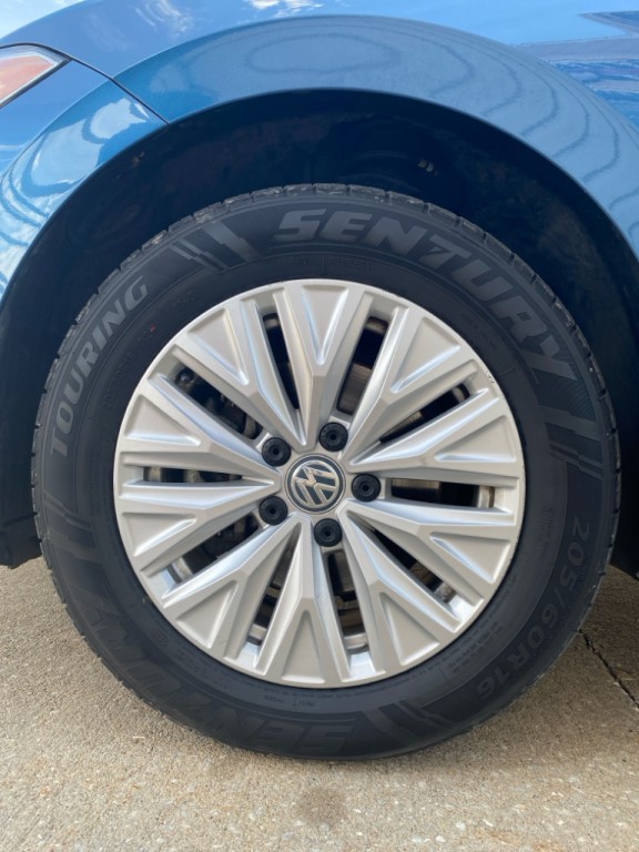 2019 Volkswagen Jetta Image 9