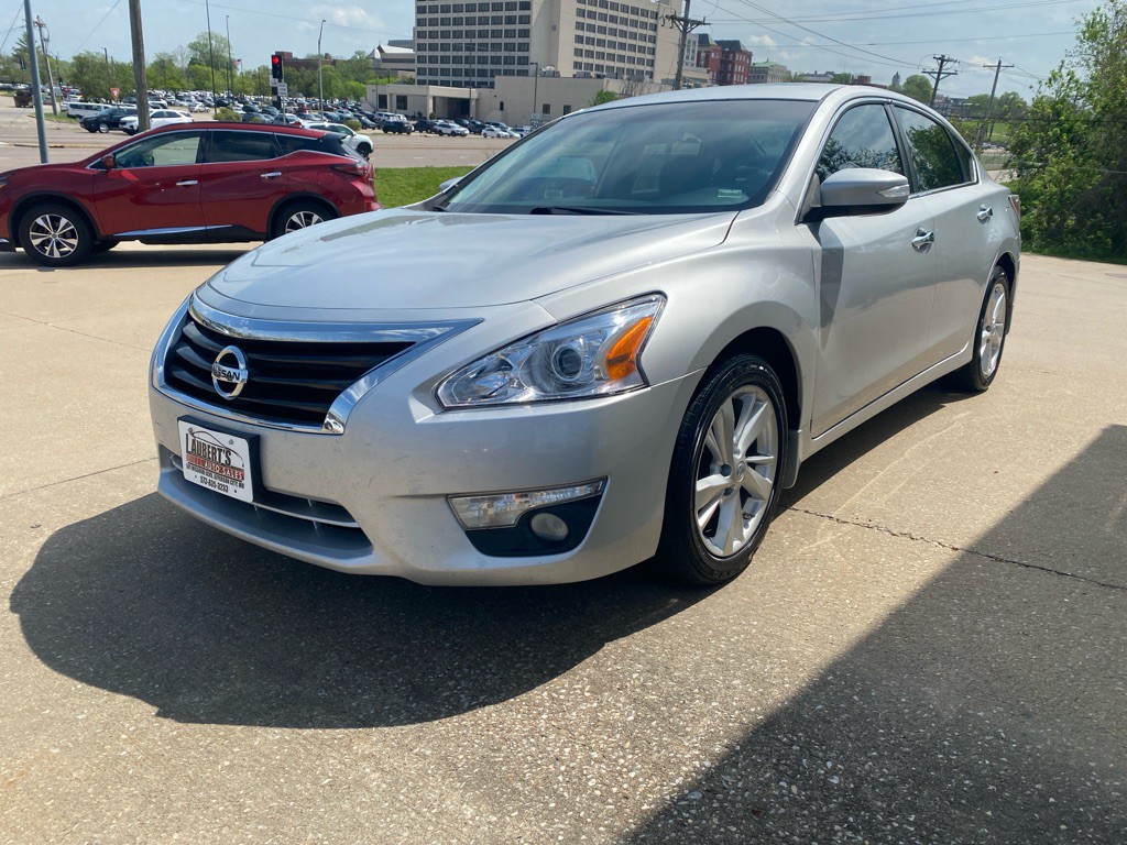 2015 Nissan Altima Image 5