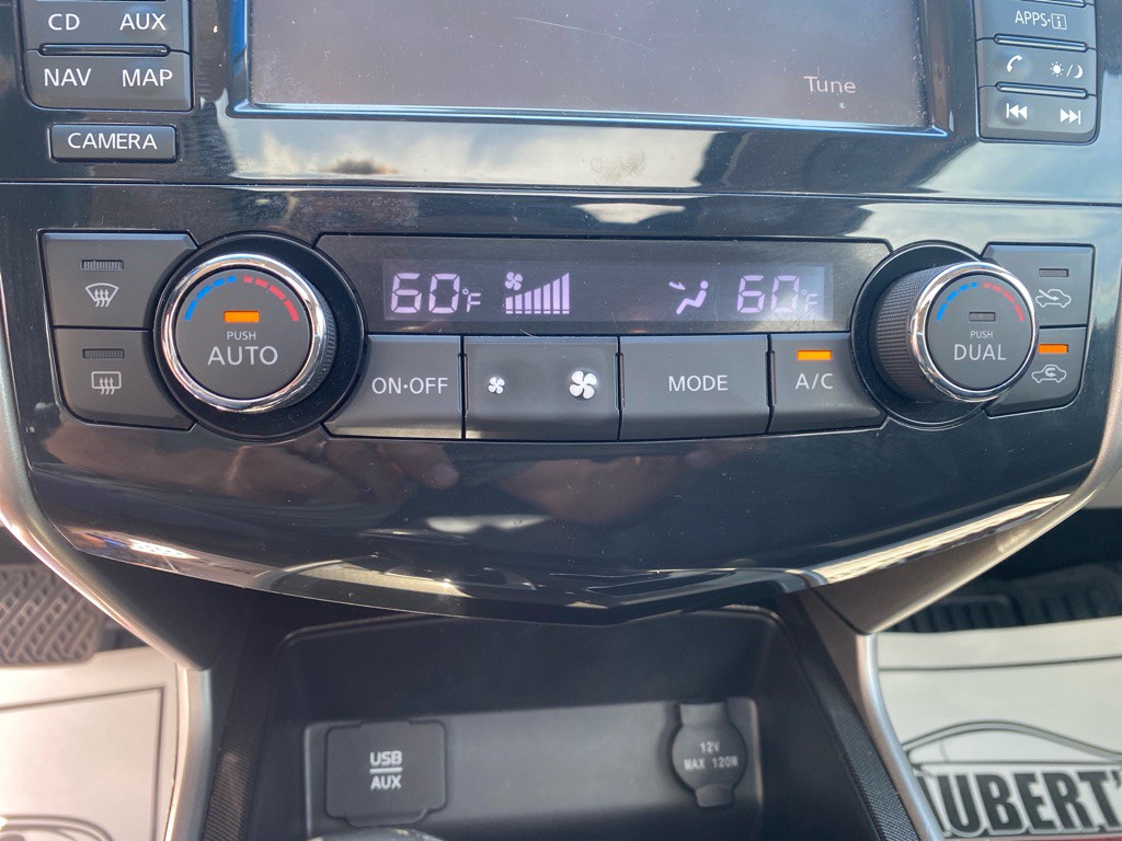 2015 Nissan Altima Image 14