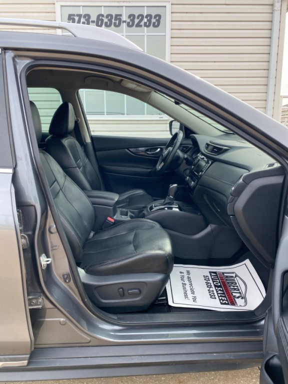 2019 Nissan Rogue Image 11