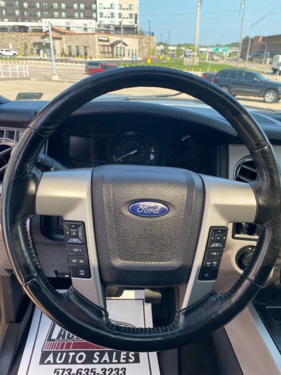 2017 Ford Expedition Image 18