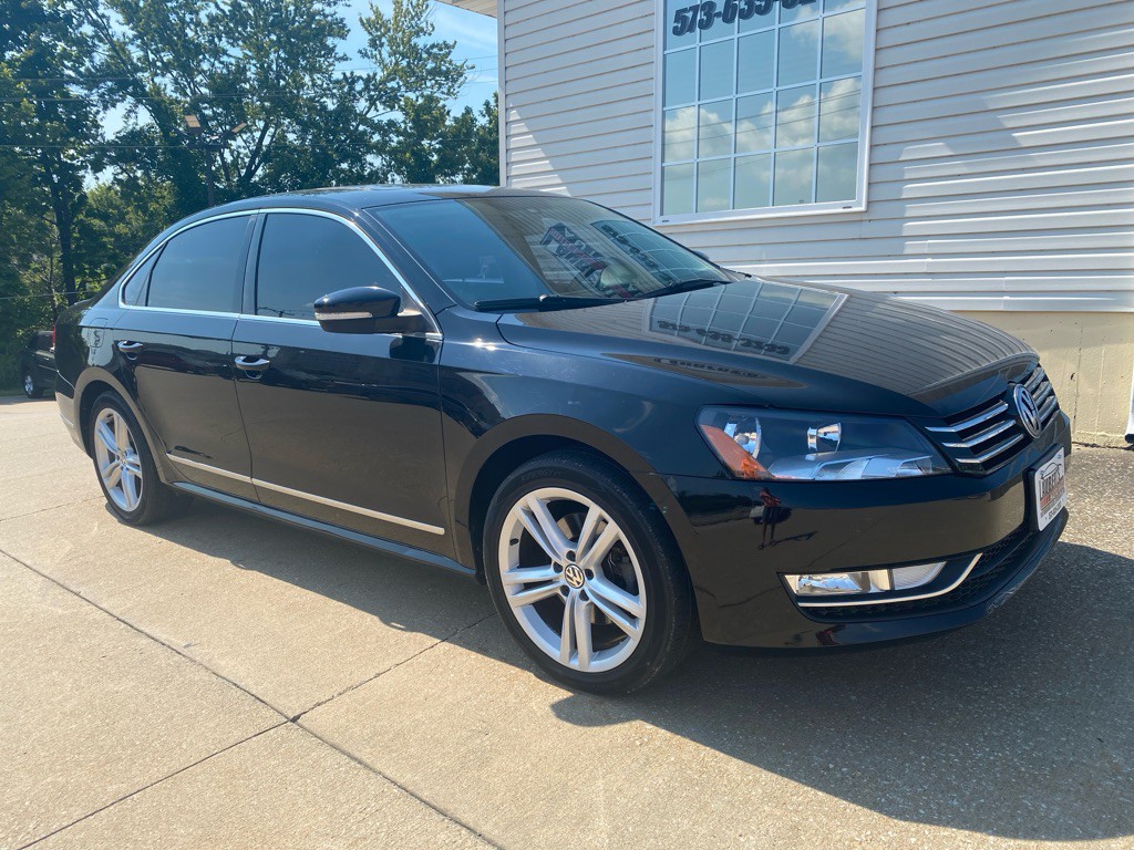 2014 Volkswagen Passat Image 2