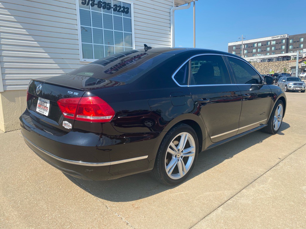 2014 Volkswagen Passat Image 3