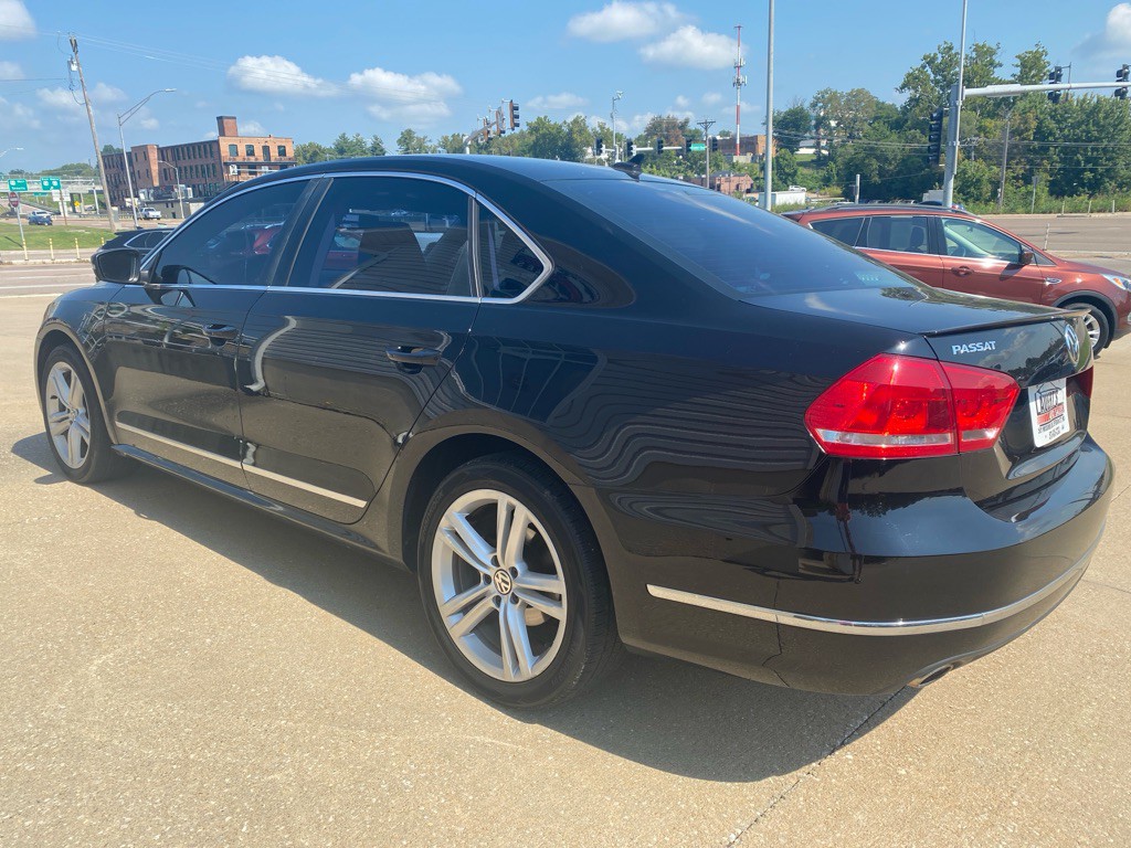 2014 Volkswagen Passat Image 4