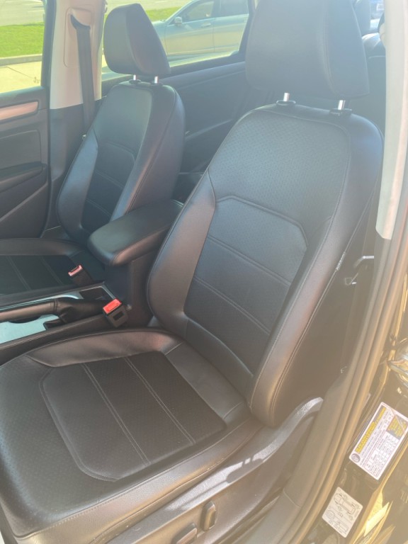 2014 Volkswagen Passat Image 15