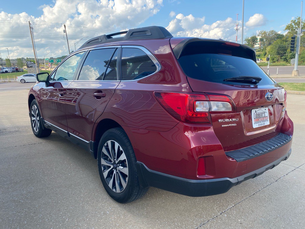 2015 Subaru Outback Image 4