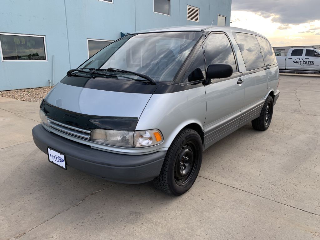 1992 Toyota Previa Image 7