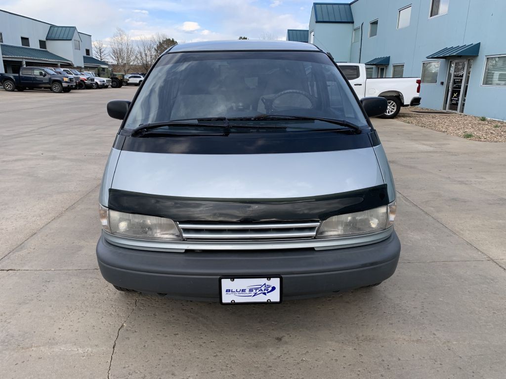 1992 Toyota Previa Image 8