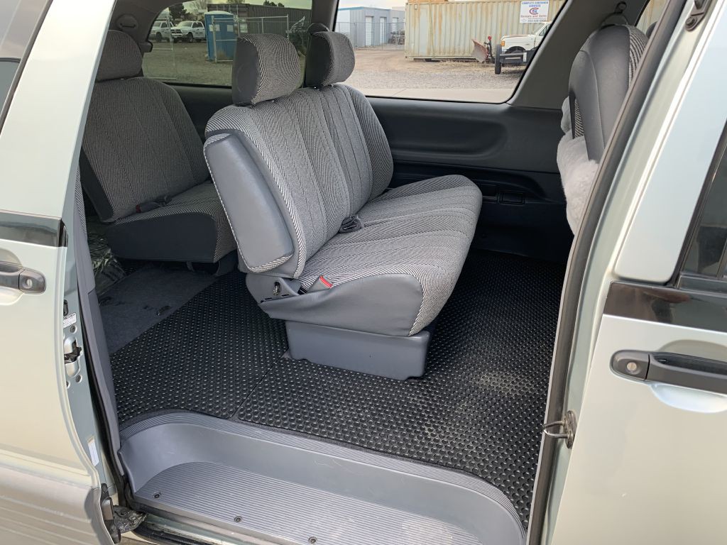 1992 Toyota Previa Image 13
