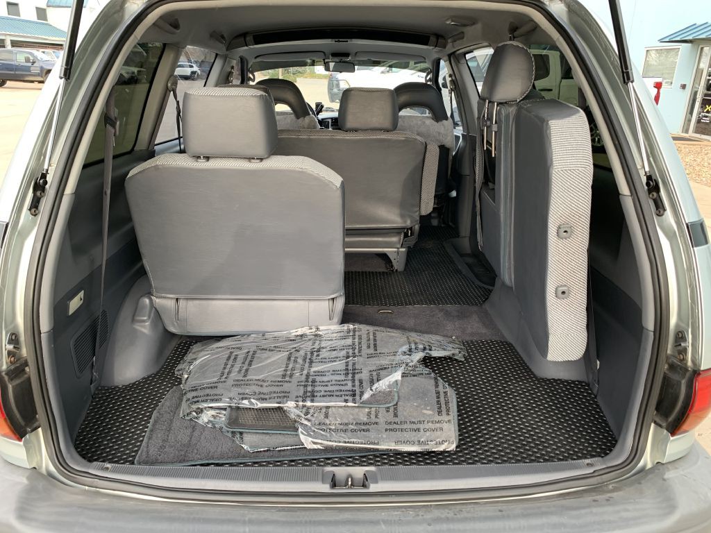 1992 Toyota Previa Image 16
