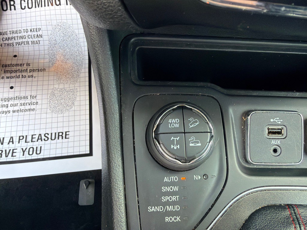 2019 Jeep Cherokee Image 15