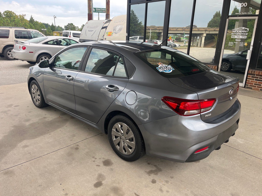 2020 Kia Rio Image 2