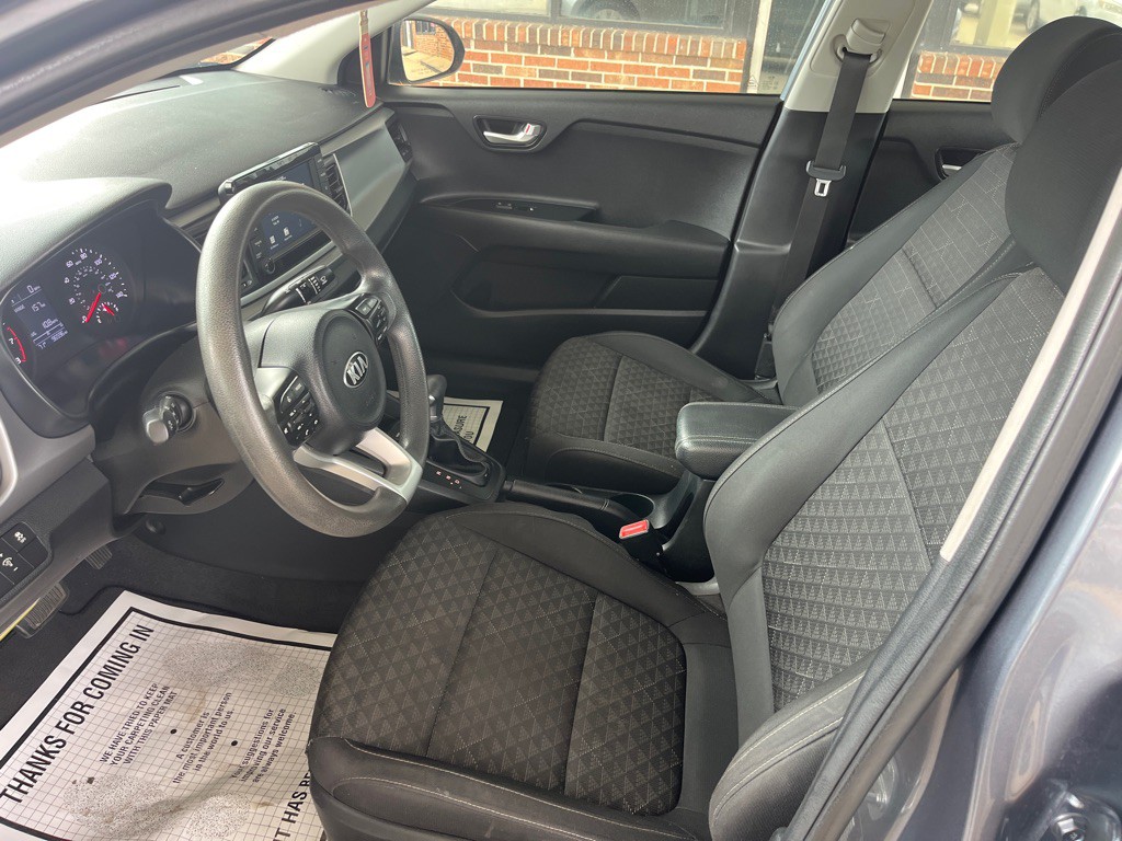 2020 Kia Rio Image 8