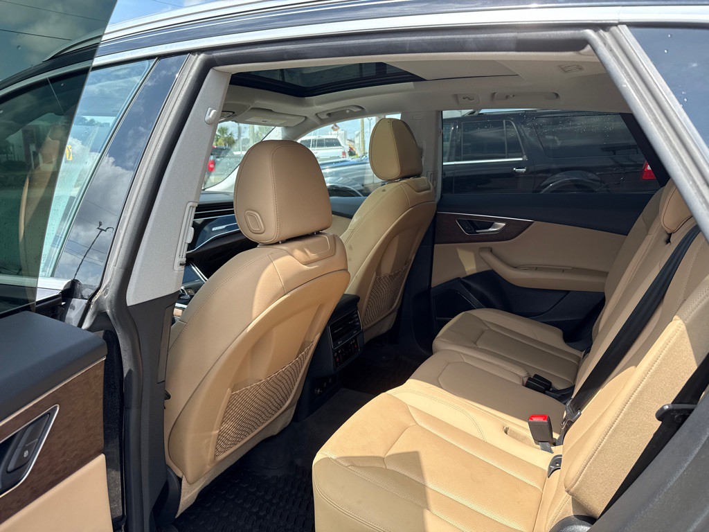 2019 Audi Q8 Image 5