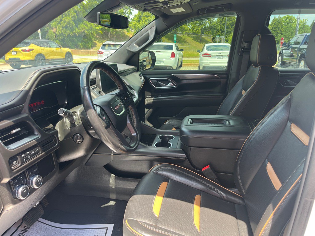 2022 GMC Yukon Image 9