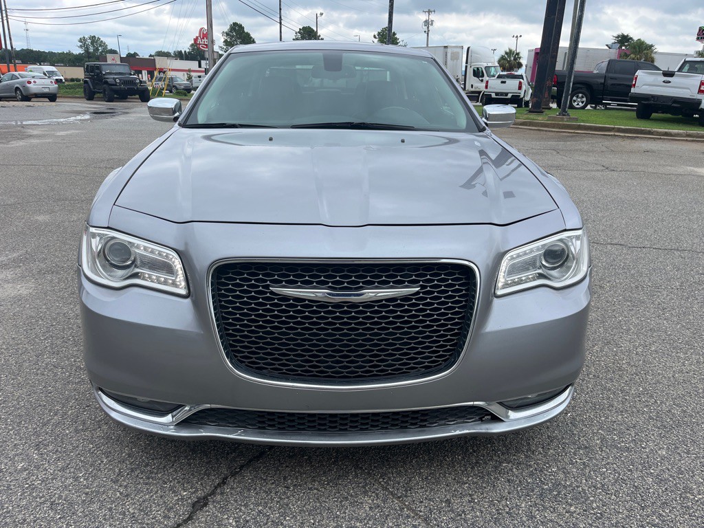 2016 Chrysler 300 Image 5