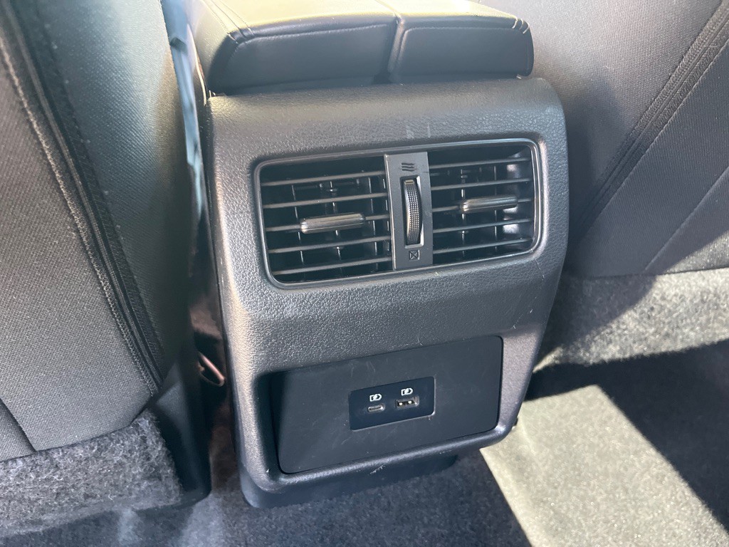 2022 Nissan Rogue Image 11