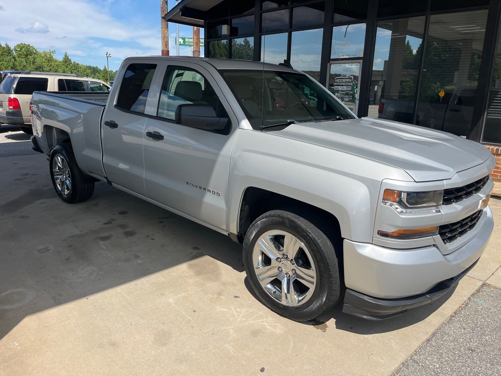 2018 Chevrolet Silverado 1500 Image 4